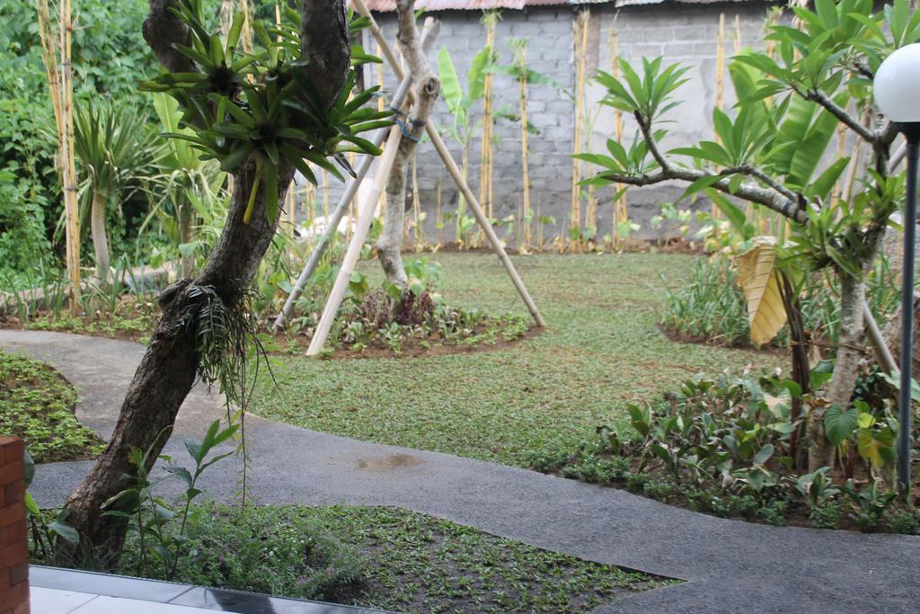 Ayu Bungalow 2 ウブド エクステリア 写真